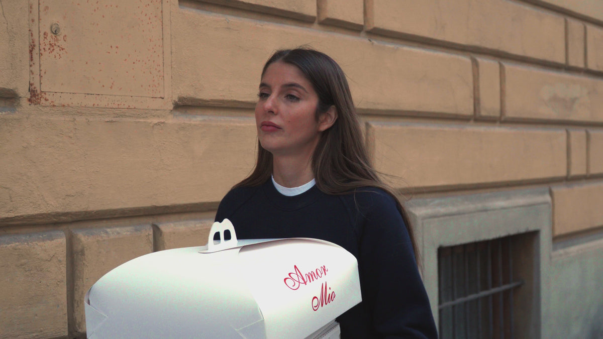 Carica il video: 